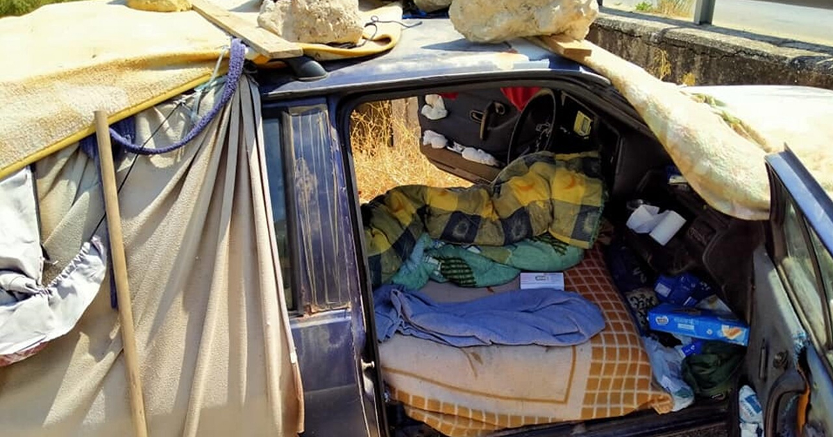 “Vivono da mesi in auto”, i Volontari di strada avviano raccolta fondi per Nello e Costantin